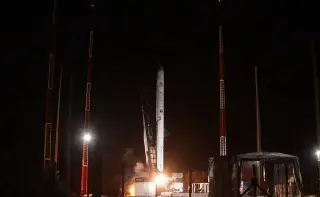 Cohete comercial surcoreano se estrella segundos después de ser lanzado desde Brasil