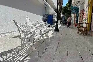Colocan bancas en callejones de Veracruz