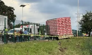 Imagen Hombre muere atropellado por camión en autopista de Veracruz; esto se sabe