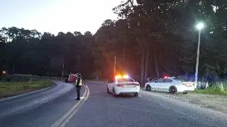 Cierre vial carretera cercana a Xalapa, este domingo