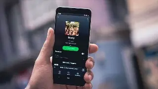 Datos de usuarios podrían estar en riesgo, tras hackeo de Spotify, alerta especialista