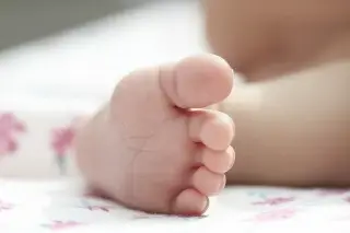 Rescatan a bebé que estuvo tres días junto al cuerpo sin vida de su madre en Puebla