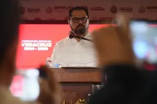 Imagen Bono de fin de año al sector salud Veracruz se pagó al 100%: Sefiplan