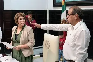 Aprueban a Eloy Carlos Flores, como Secretario del Ayuntamiento de Veracruz