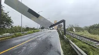 Por evento de norte, se desploma estructura de puente Coatzacoalcos I