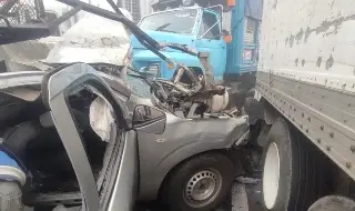 Carambola en autopista de Veracruz; reportan varios lesionados