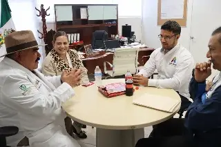 Van por rehabilitación del hospital de Alvarado; los habitantes tienen que acudir a Veracruz para atención médica