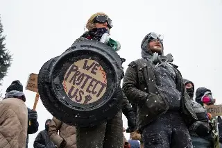 Departamento de Guerra prepara más de mil soldados para desplegar en Minnesota, por protestas anti ICE