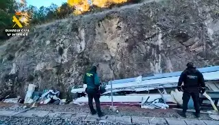 Se eleva a 40 el número de muertos en el accidente de trenes de España