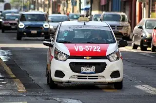 ¿Taxis deben renovar placas en Veracruz?