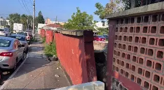 Reportan barda a punto de caer en el Floresta 