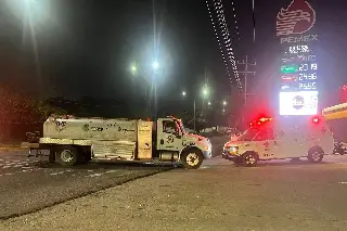 Fuga de amoniaco en Cosoleacaque activa emergencia y cierres