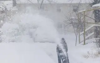 Ocasiona tormenta invernal cancelación más de 9 mil vuelos en EU