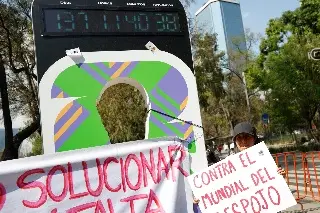 Protestan por desalojo de albergue animal en CDMX; 'Sin refugio no hay Mundial', dicen