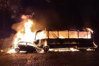 Tragedia en la México - Cuernavaca: choque frontal con autobús deja 4 muertos 