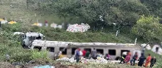 Otro accidente con rapiña en autopista que lleva al puerto de Veracruz