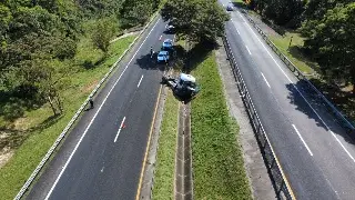 Se registra accidente en carretera de Veracruz; hay cierre parcial de circulación 