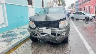 Aparatoso accidente en calles del centro histórico de Veracruz