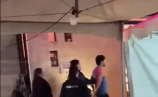 Detienen a hijo de alcaldesa de San Quintín tras golpear a manifestantes (+Video)