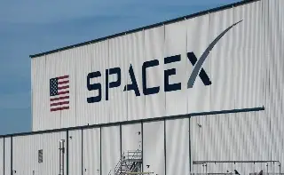 Elon Musk anuncia fusión de SpaceX con su empresa de inteligencia artificial xAI