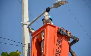 Ayuntamiento de Veracruz recibió luminarias con falta de mantenimiento: PC  