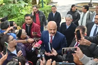 Revisarán notarías en Veracruz por denuncias contra 'cártel inmobilario': Ahued