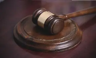 Juez de EU prohíbe a ICE utilizar datos tributarios para localizar inmigrantes