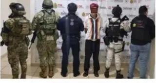 Un detenido por operativo con 2 cateos en Boca del Río. Esto aseguraron