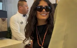 Salma Hayek visita la zona conurbada Veracruz-Boca del Río