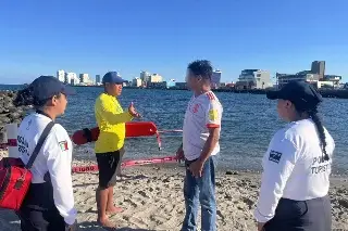 Exhorta Protección Civil a bañistas a respetar señalamientos en playas de Veracruz