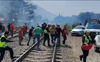 Incendio en una casa de Río Blanco, Veracruz; así evacuaron a personas 
