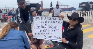 Fans de Christian Nodal se forman desde temprano para ver su concierto este domingo en Veracruz