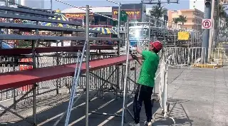 Ya iniciaron con el retiro de las gradas del carnaval en el bulevar Ávila Camacho de Veracruz