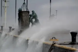 Alerta Gris por norte violento en Veracruz; habría rachas de hasta 100 km/h