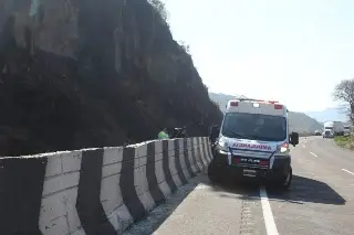 Hallan sin vida a hombre en autopista de Veracruz; esto es lo que se sabe 
