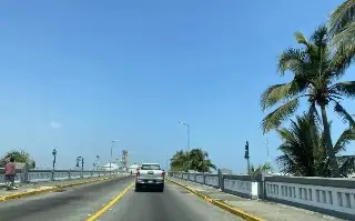 ¿Cuándo volverán a circular los camiones de pasaje y carga sobre el puente Morelos?