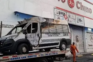Incendian camioneta de reinserción social en San Andrés Tuxtla
