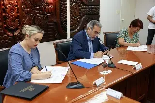 Se conjura huelga en UV; sindicato de académicos acepta incremento 2026