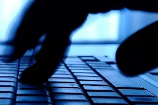 Irán corta el servicio de internet y telefonía en todo el país