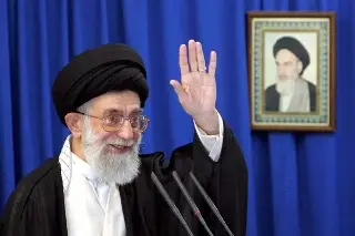 Tras caída de su líder, Irán no tiene capacidad de enfrentar el poderío militar de EU: Internacionalista 