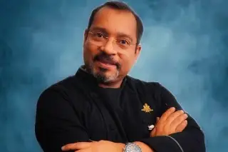 El chef Jesús Acosta Inclán es el rey electo del Carnaval de Alvarado 2026