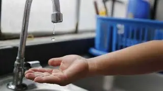 Llaman a juntar agua en este fraccionamiento de Boca del Río