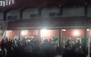 Toman palacio municipal de Tatahuicapan. Acusan de esto al alcalde