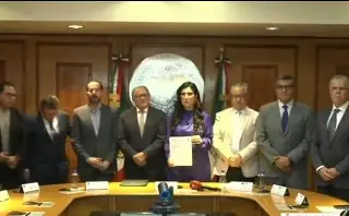 Presidencia entrega iniciativa de Reforma Electoral a Cámara de Diputados