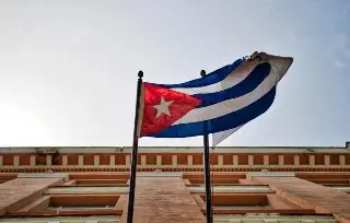 Embajada de Cuba reacciona a expulsión de personal diplomático en Ecuador