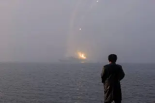 Norcorea realiza pruebas de misiles desde su nuevo barco destructor