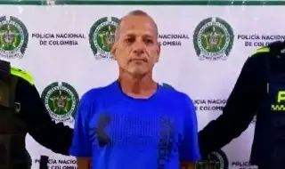 Detienen a candidato al Congreso de Colombia por presuntamente intentar sobornar a policías en elecciones