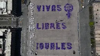 Reportan 120 mil mujeres en marcha de CDMX; hombres vandalizan edificio gubernamental (+Video)