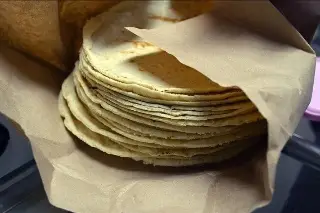 Consejo Nacional de la Tortilla se pronuncia por 'multas' a quien venda el producto en hieleras