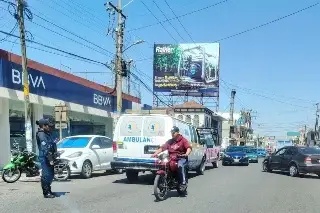 Asaltan a mujer en banco de Perote; le quitan más de 50 mil pesos